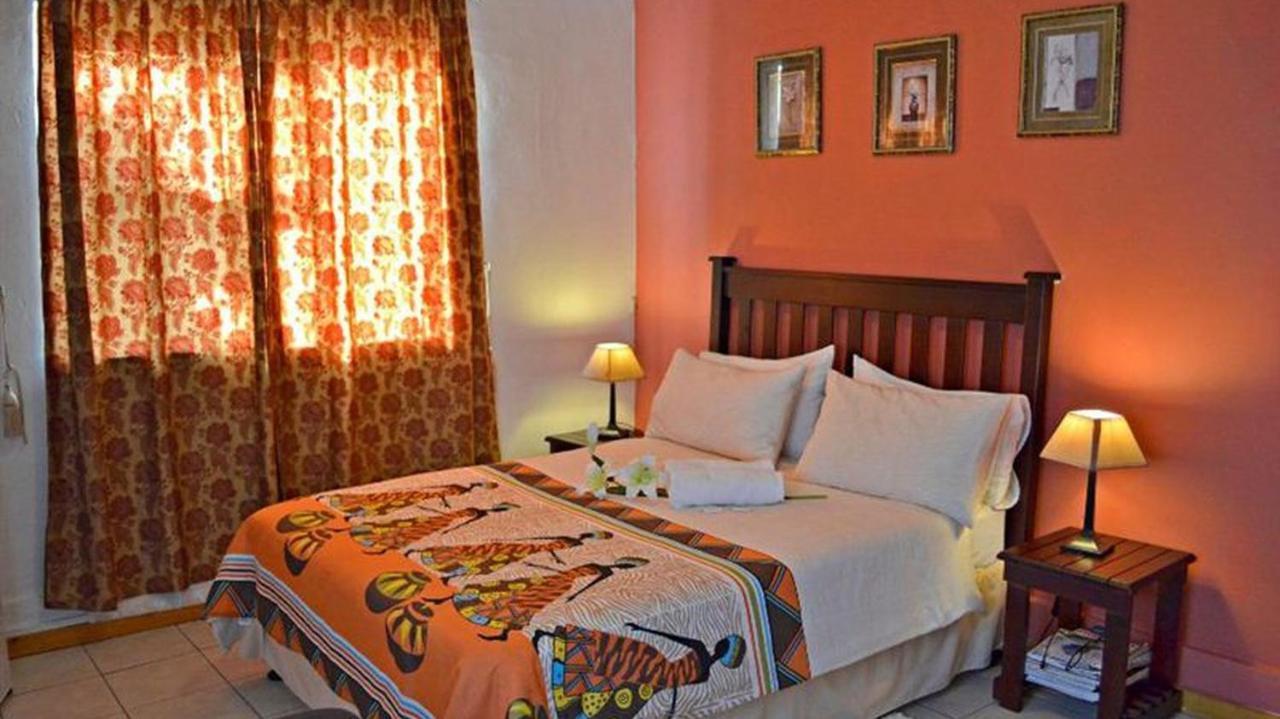 Lily Bed & Breakfast Cape Town Exterior photo